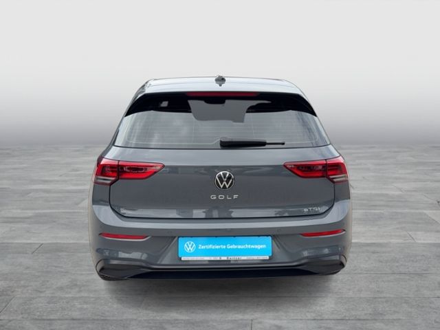 Golf VIII COMFORTLINE 1.0 TSI DSG NAVI REAR VIEW