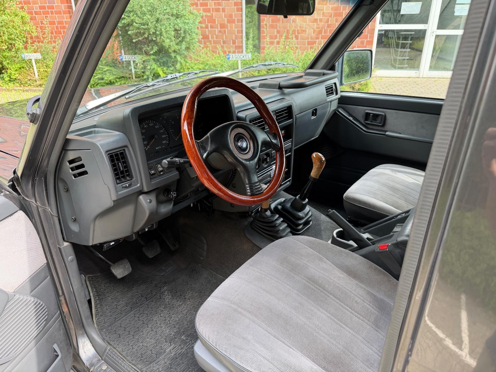 Nissan Patrol 2.8 TD Station | 116 ch | BVM | 7 places | Véhicule de collection | Attelage | Climatisation