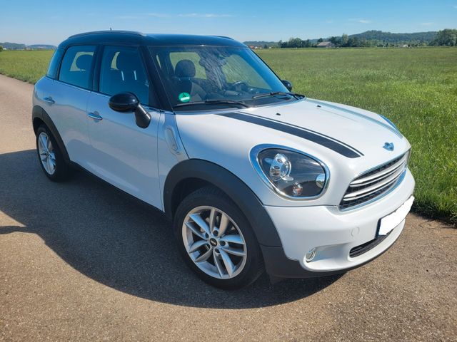 MINI Cooper Countryman *NAVI*PDC*Xenon*8-fach bereift