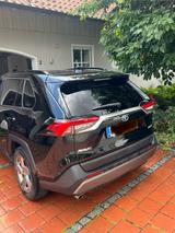 Toyota RAV 4 2.5 Hybrid Club Auto Club - Toyota RAV 4: Automatik