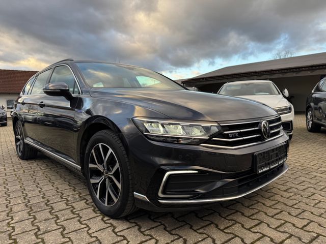 Volkswagen Passat Var GTE AHK LED Kamera TravelAss HeadUp