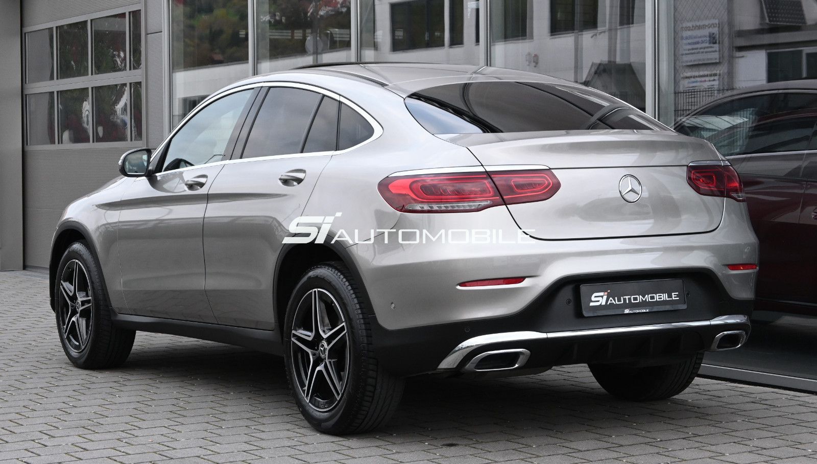 Fahrzeugabbildung Mercedes-Benz GLC 300 d 4MAT. Coupé AMG LINE °MEMORY°SITZKLIMA