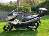 Honda PCX 125 Erstbesitz - Frischer TÜV - 15.250 - ROLLER 125ER
