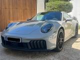 Porsche 992 Carrera 4 GTS Coupé 