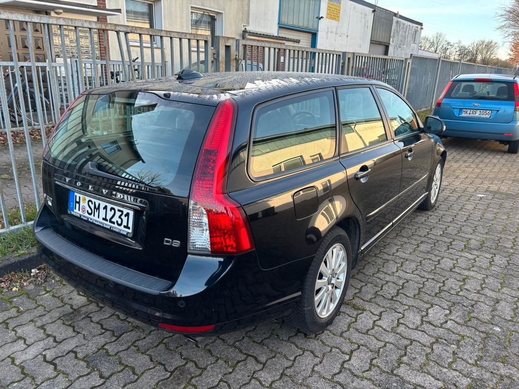 Volvo V50