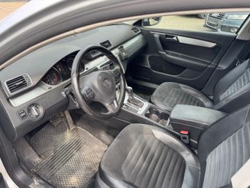 Volkswagen Passat Variant - 9