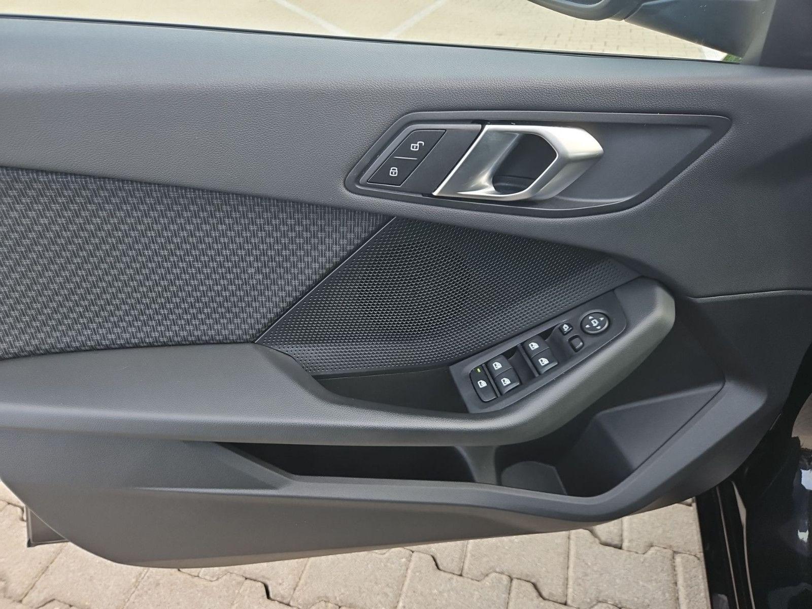 BMW 1 Series d Advantage/NAVI/LED/DAB/LiveCockpit, миниатюра 14