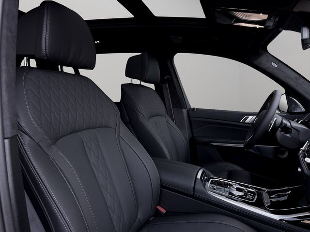 Foto Nummer 11: BMW X7 M60