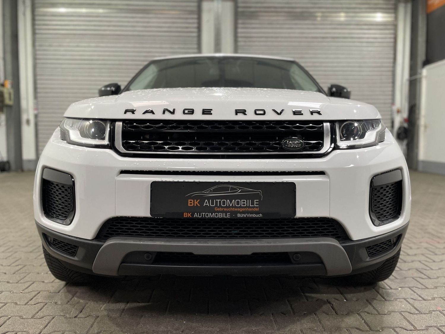 Fahrzeugabbildung Land Rover Range Rover Evoque 2.0TD Pure #Kamera#Navi#LED