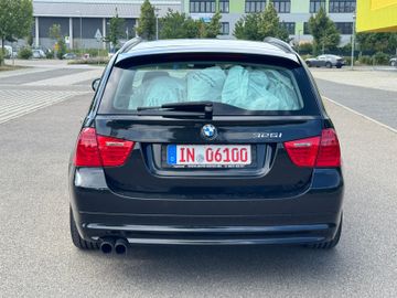 BMW 325 - 8