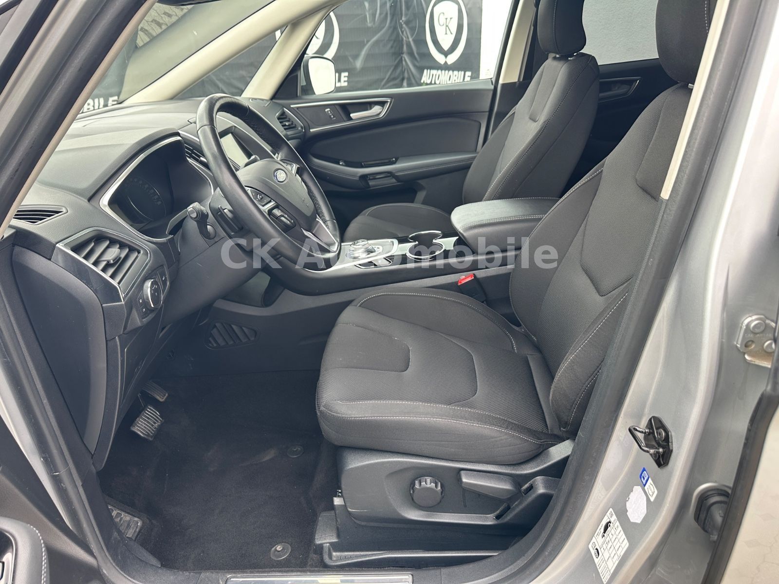 Fahrzeugabbildung Ford S-MAX Titanium 2.0TDCi Autom./Navi/LED/Kam./AHK
