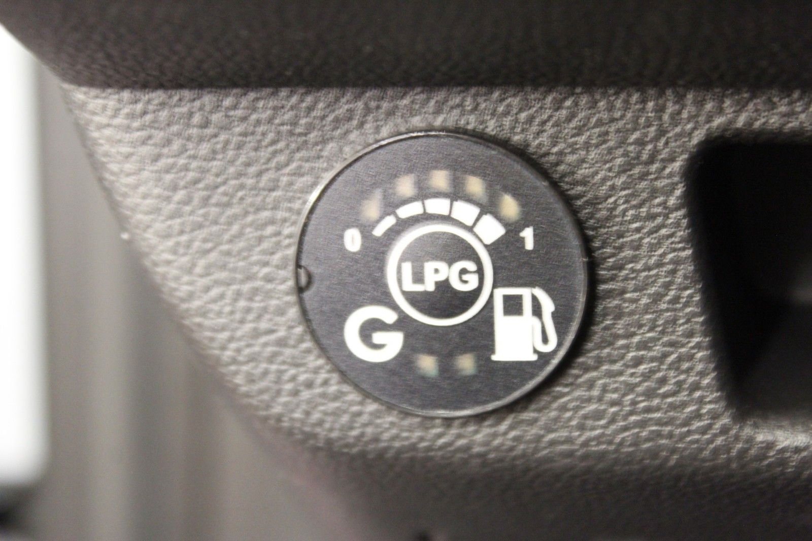 Fahrzeugabbildung Renault Clio Tce100 LPG Evolution*Benzin +LPG/GAS