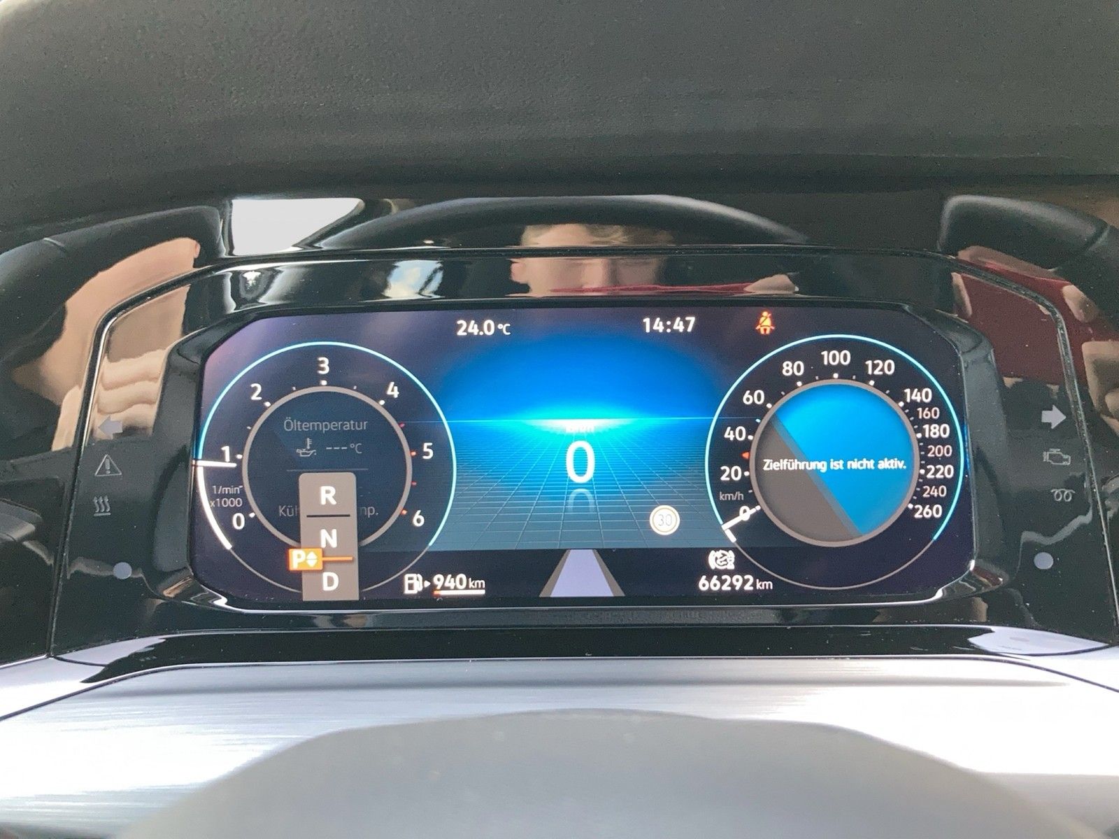 Fahrzeugabbildung Volkswagen Golf VIII Variant TDI Style DSG LED Navi ACC PDC
