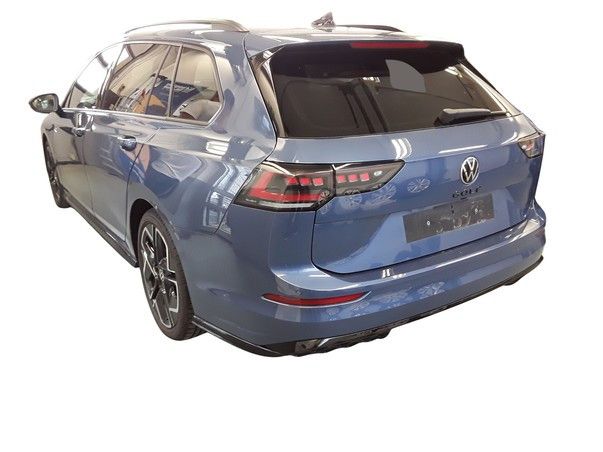 Golf VIII Variant 2.0 TDI DSG R-LINE IQLIGHT+AHK