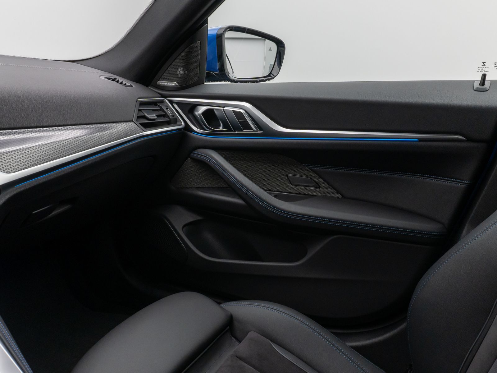 Fahrzeugabbildung BMW i4 eD40 Gran Coupé M Sport Kamera HUD DAB H/K