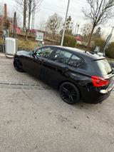 BMW 1er (2015) Gepflegt und sportlich - BMW 116 Gebrauchtwagen in München