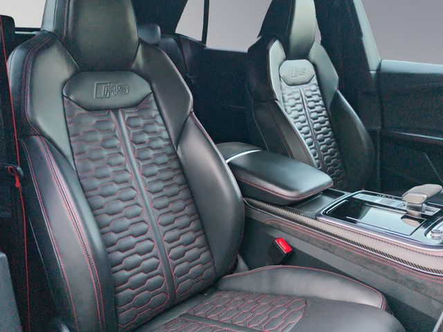 RSQ8 4.0 TFSI quattro