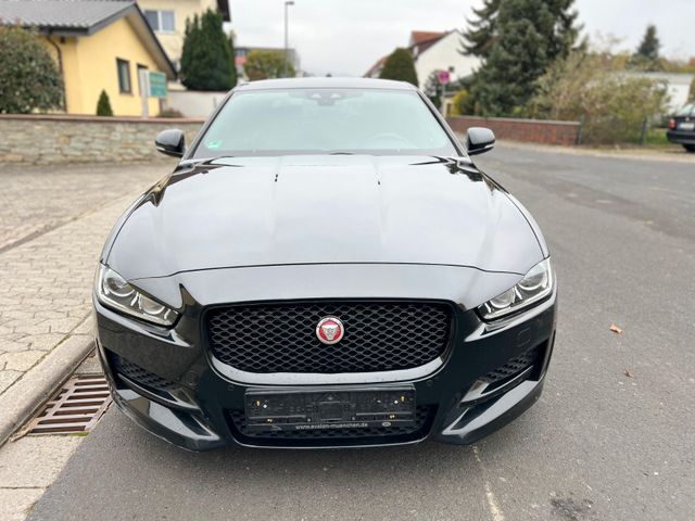 Jaguar XE R-Sport