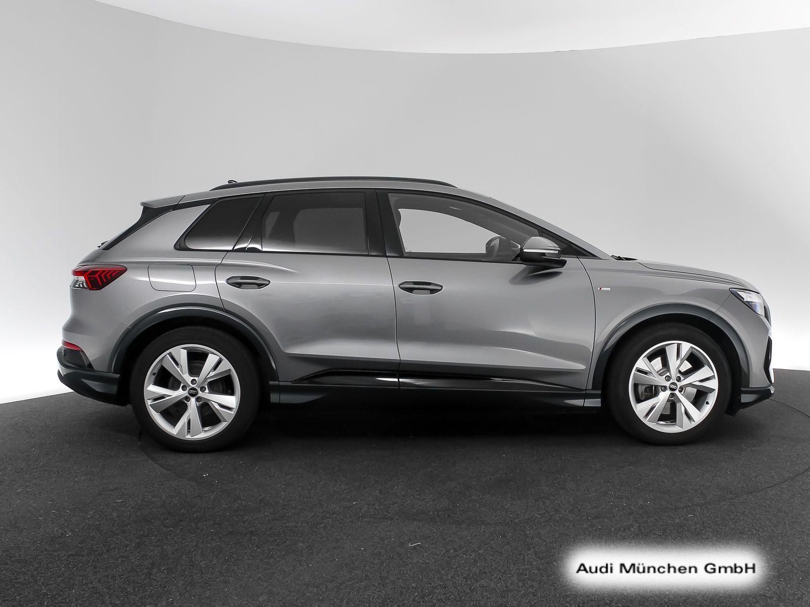 Audi Q4 e-tron 45 S line 20 Zoll Navi foto 8