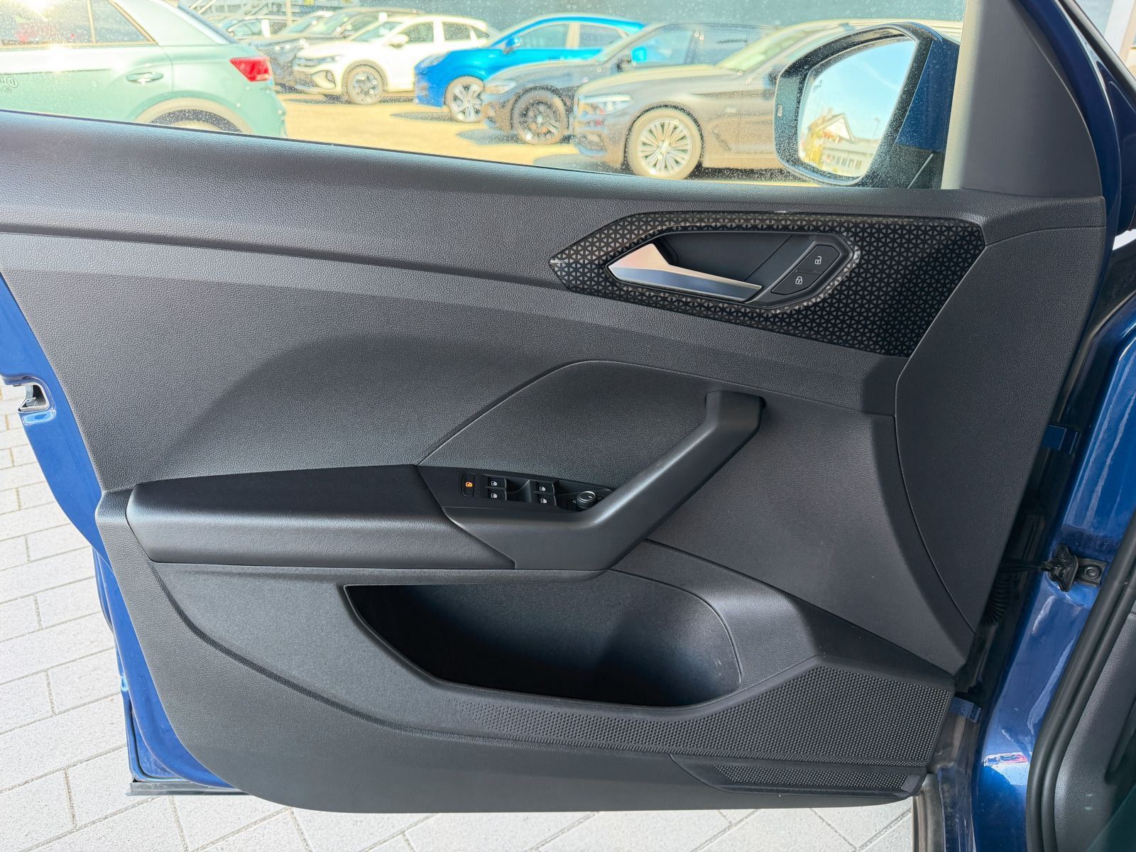 Volkswagen T-Cross - Bild 11