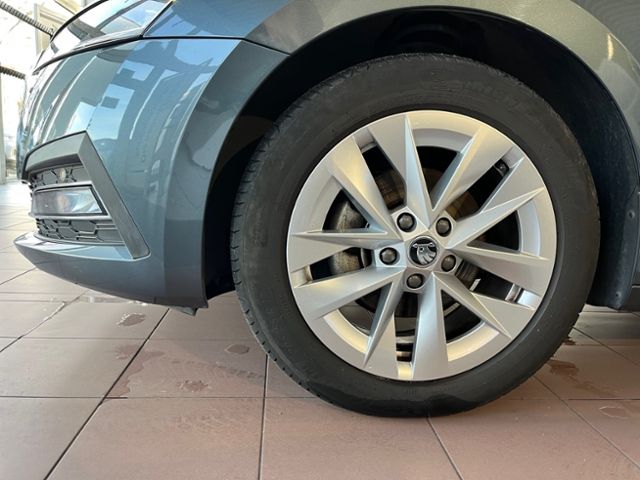 Fahrzeugabbildung SKODA Octavia Combi 1.5 TSI STYLE NAVI LED GRA KESSY