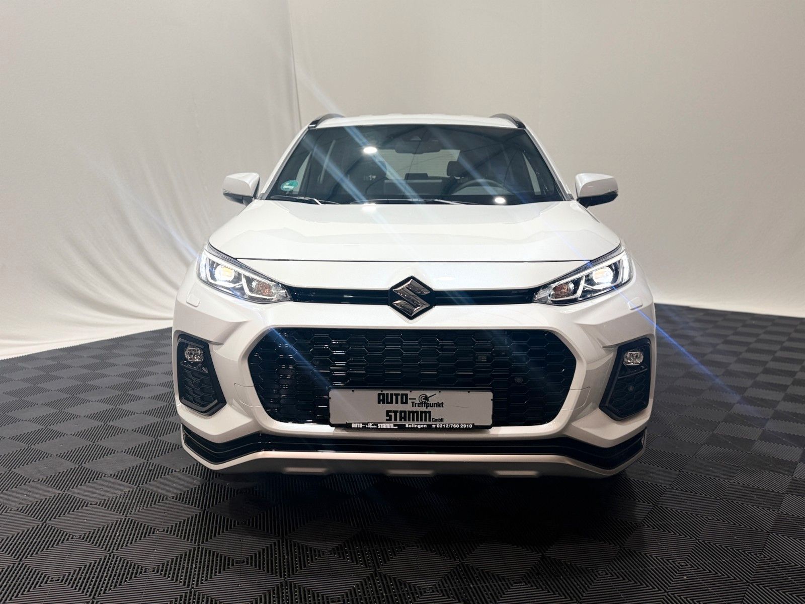 Fahrzeugabbildung Suzuki Across 2.5 Plug-In Hybrid Comfort+ E-Four