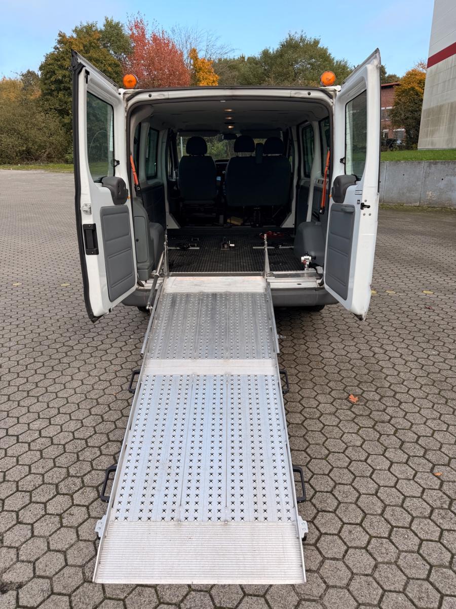 Ford Transit 2010 — photo 12
