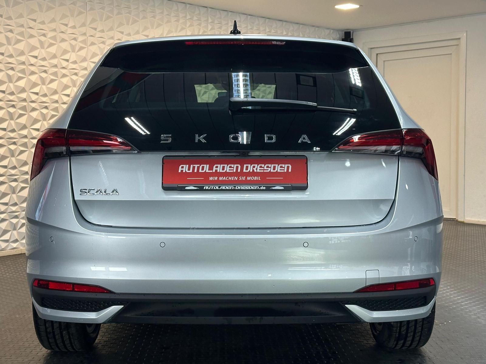 SKODA Scala 1.5TSI SELECTION MATRIX#CAM#AHK#NAV#SOFORT - Image 6