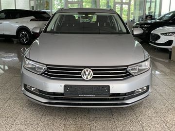 Volkswagen Passat Variant - 2