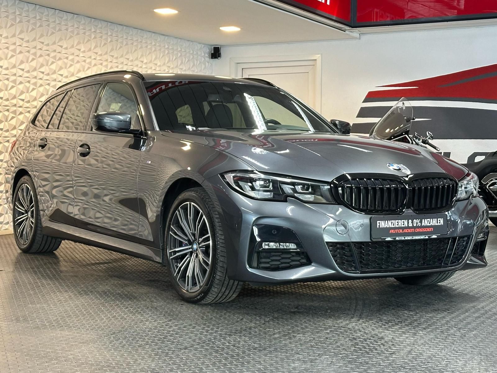 BMW 330e Touring M SPORT PAKET LED#KEYLE#SPUR#NAVI - Image 2