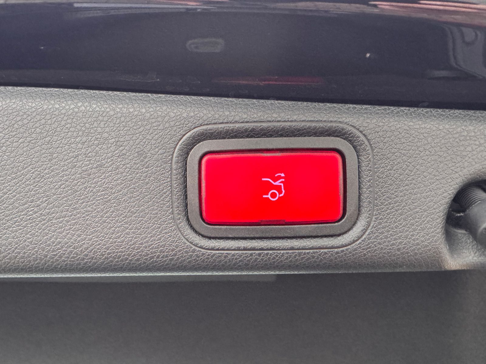 Mercedes-Benz E 220d 9G HUD/GLASDACH/360°/DISTRONIC/BURMESTER foto 15
