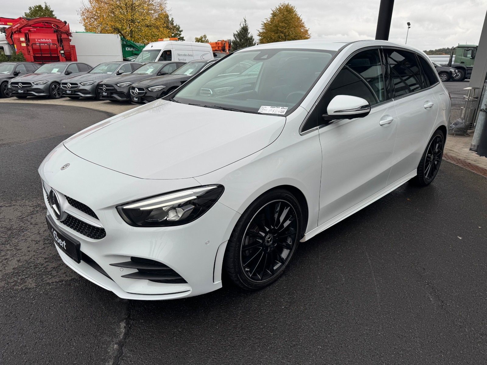 Fahrzeugabbildung Mercedes-Benz B 200 AMG+Ambiente+360+LED+IHC+TotW