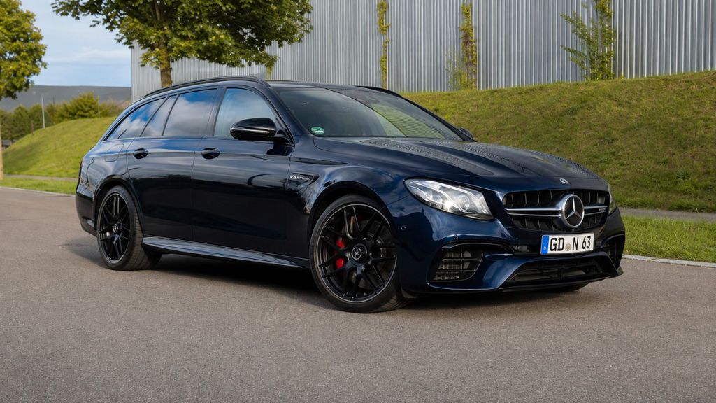 Image of Mercedes-Benz E 63 AMG