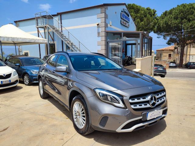 Mercedes-Benz Mercedes-benz GLA 180 d Business