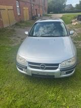 Opel Omega B 2,0 16V CD Silber - Opel Omega: B2
