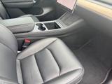 Tesla Model Y long range - Allrad  - Tesla Model Y Gebrauchtwagen