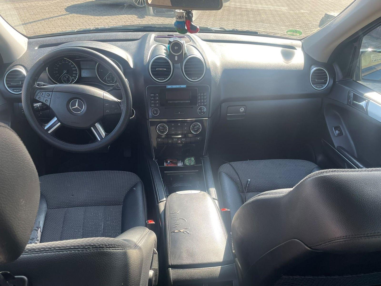 Mercedes-Benz ML280 2005 — photo 10