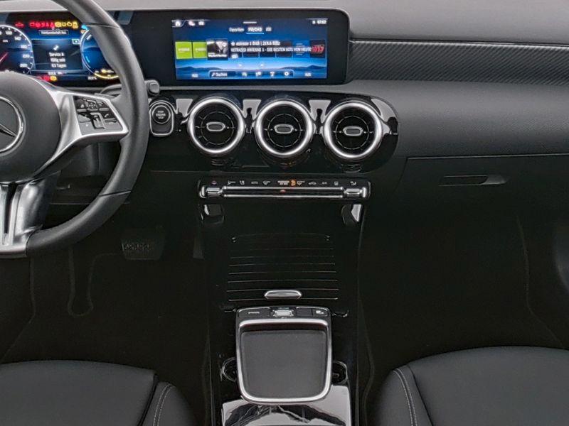 Mercedes-Benz A 250 e , PROGRESSIVE KAMERA SPUR STANDH PDC SHZ