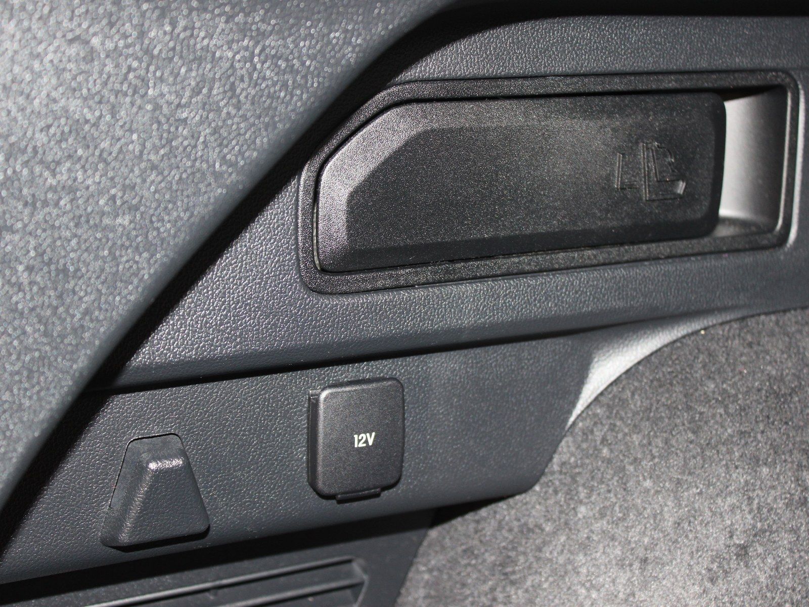 Fahrzeugabbildung Ford Kuga Cool & Connect 1,5 EcoBoost