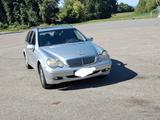 Mercedes-Benz C 220 CDI T ELEGANCE Elegance - Mercedes-Benz C 220 aus 2002: Cdi