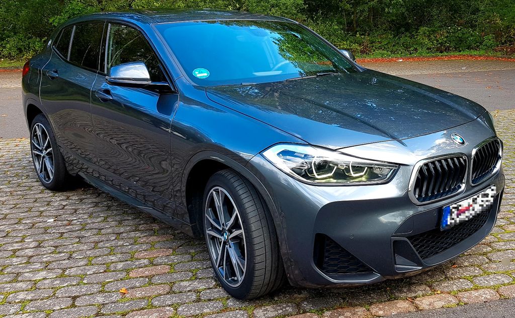 Image of BMW X2