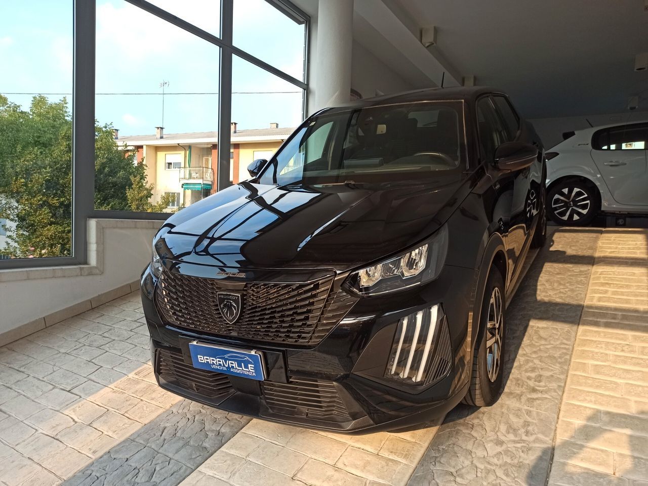 Peugeot 2008 PureTech 100 S&S Active imagem 3