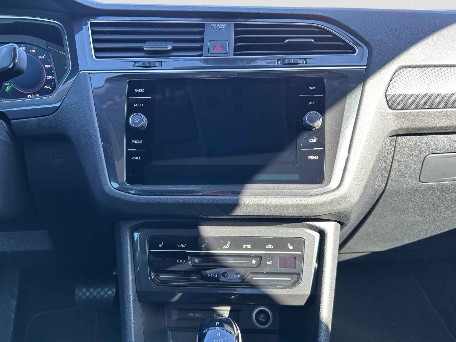Volkswagen Tiguan - Bild 19