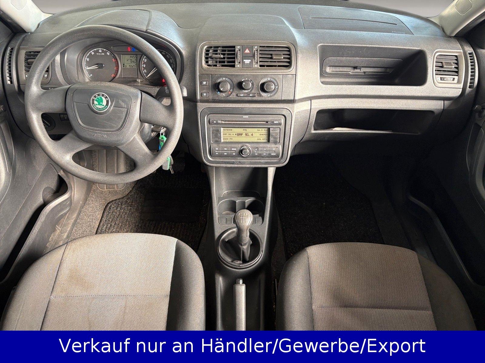 Skoda Fabia 2010 — photo 11