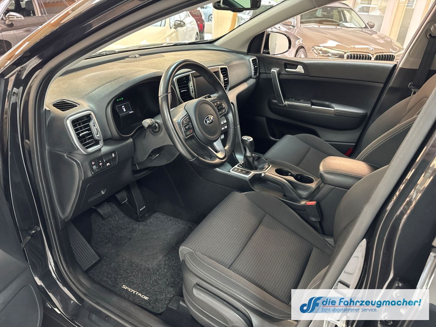 Fahrzeugabbildung Kia Sportage Vision 2WD Navi Fernlichtass. Verkehrsz