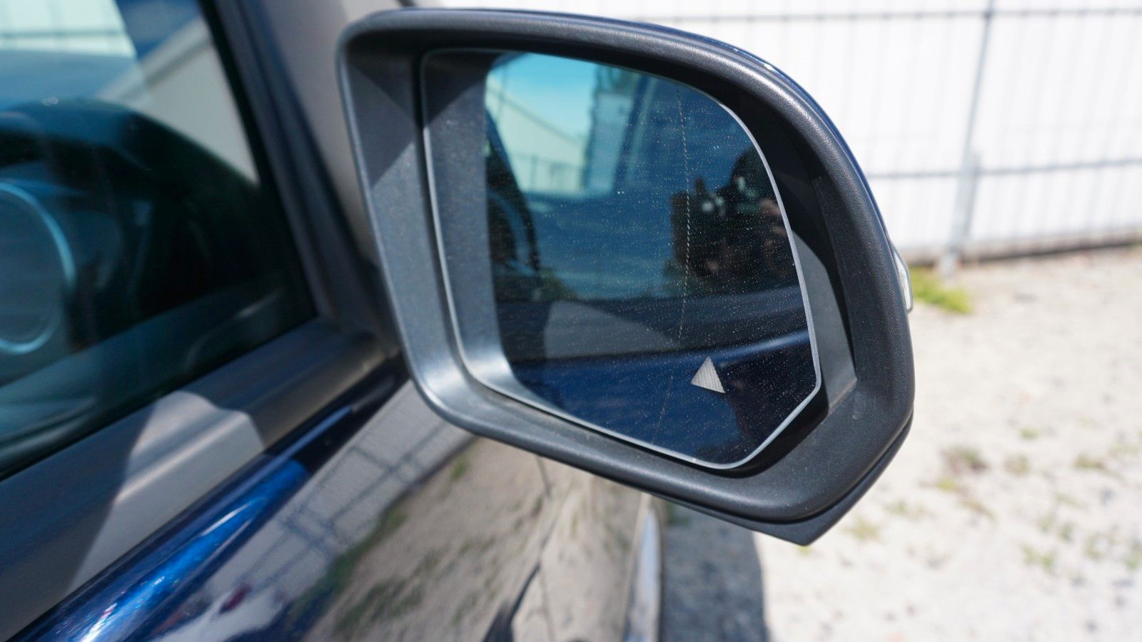 Fahrzeugabbildung Mercedes-Benz V 220d EDITION lang  7 Sitze,Navi,AHK,SR+WR