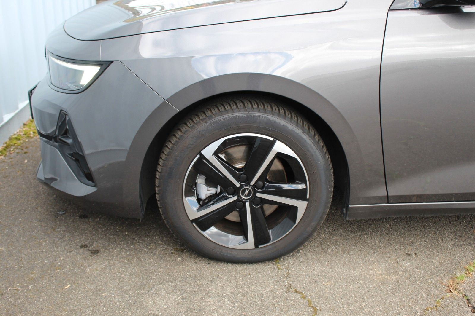 Fahrzeugabbildung Opel Astra Sports Tourer GS Navi*Kamera360°*Sitzh.