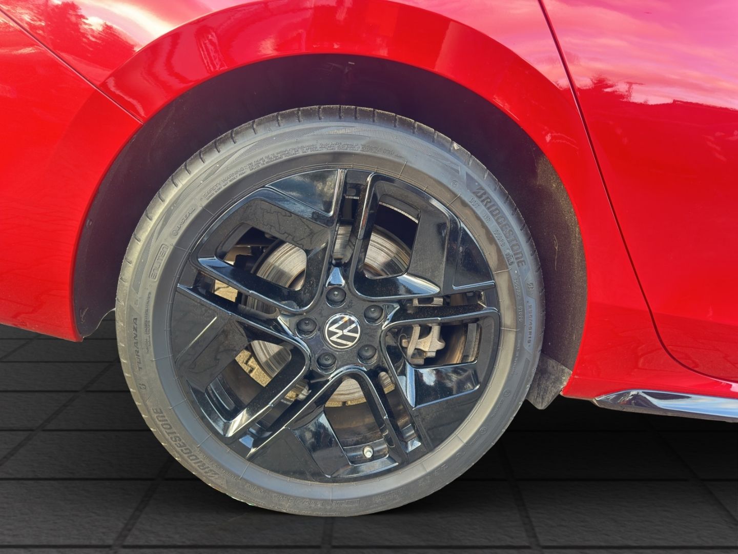 Passat Variant 1.5 TSI R-Line eHybrid 130 kW AHZ