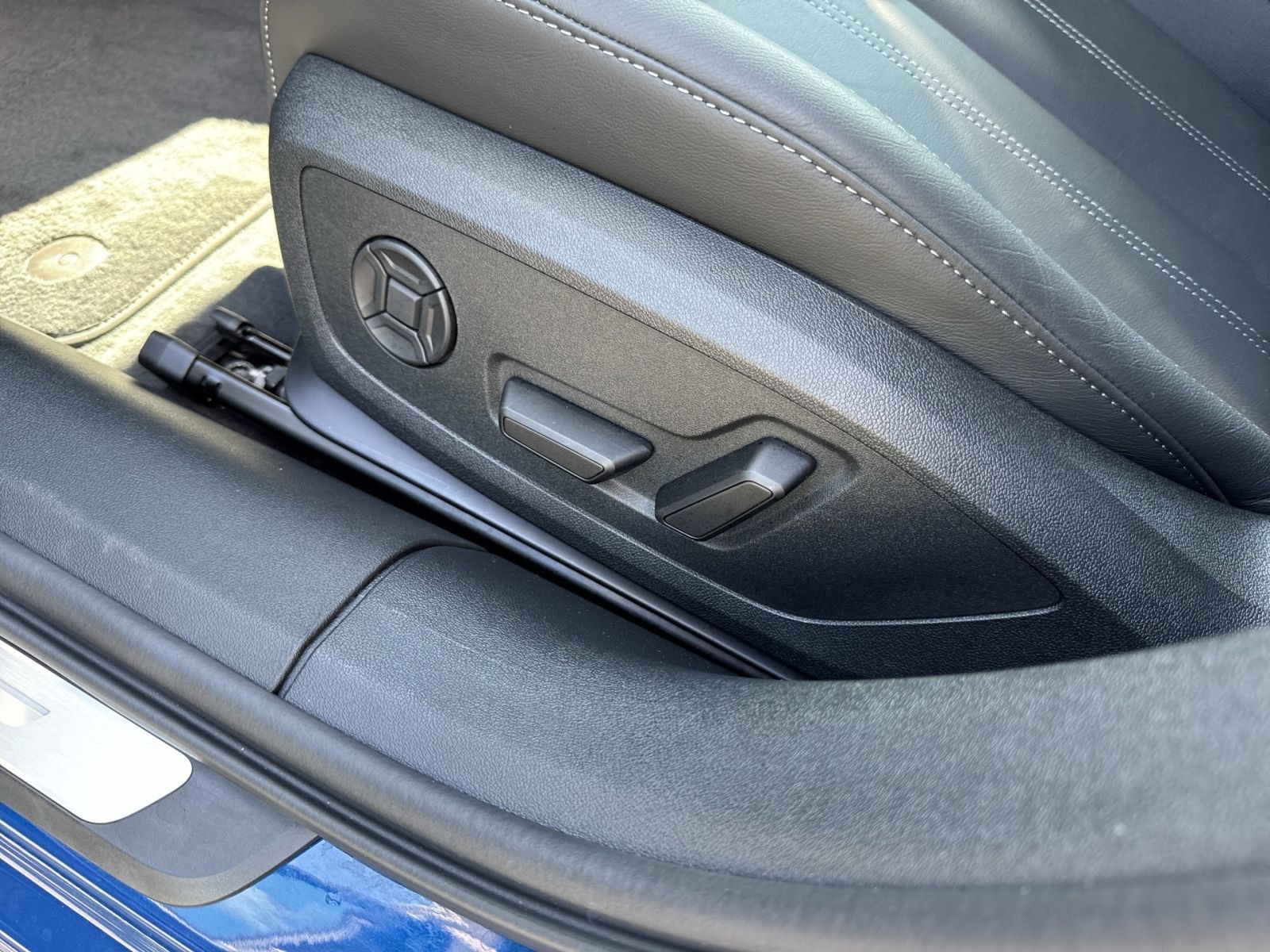Audi A6 - Bild 25