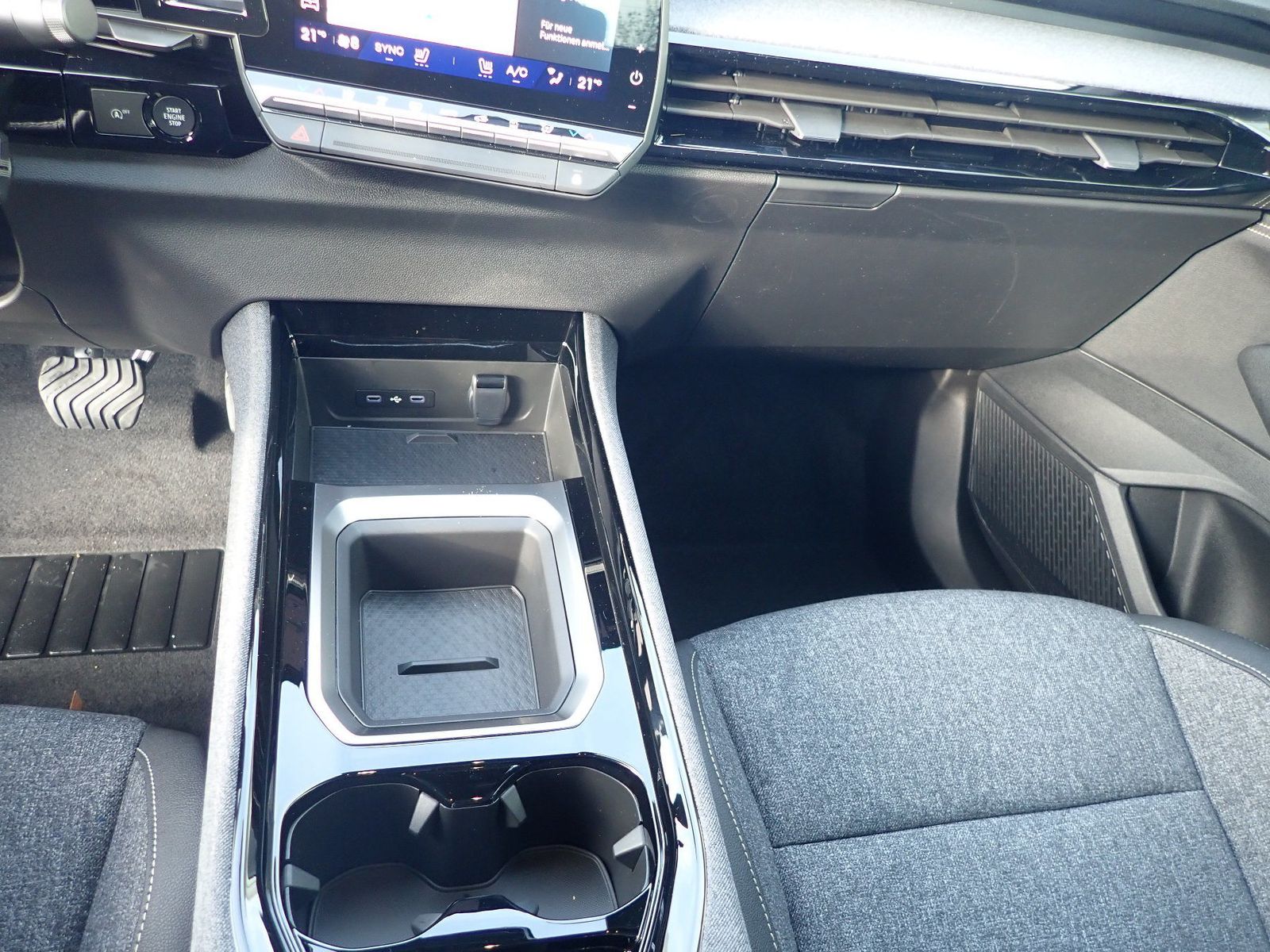 Fahrzeugabbildung Renault Austral Evolution Mild Hybrid 150 Automatik